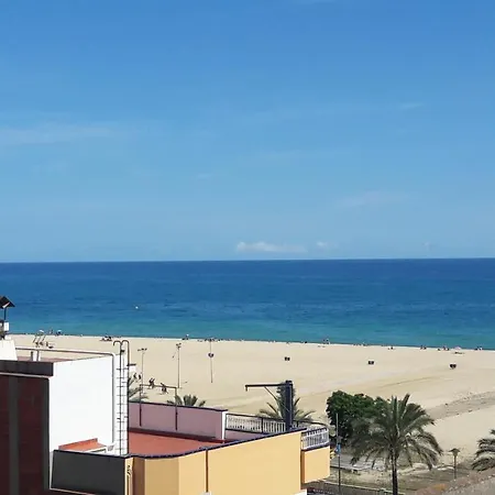 Blaumasnou One Step To The Beach! Exterior photo